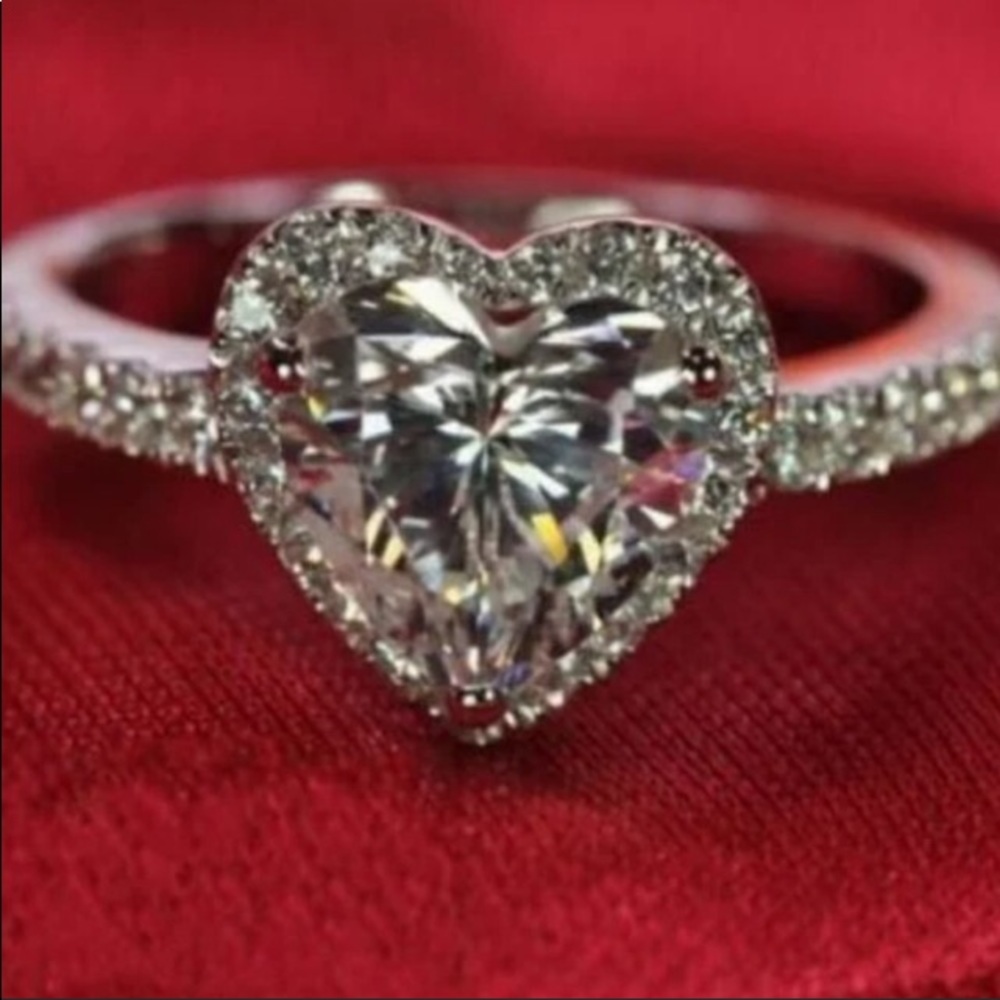 1 NT SALE! ❣️Perfect Sterling Heart White Sapphire - Picture 2 of 8